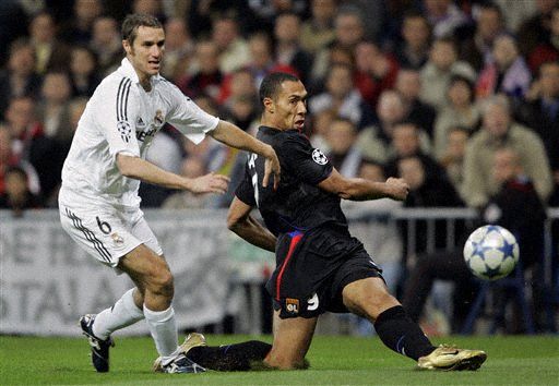 世预赛全胜+零失球！英格兰2-0客胜阿尔巴尼亚，凯恩梅开二度（凯恩双响，英格兰客场2-0阿尔巴尼亚，世预赛保持全胜并零失球）