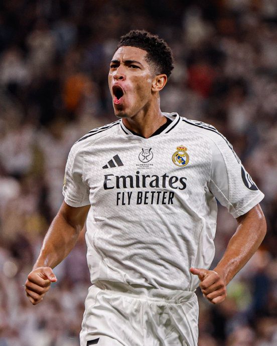 宏远U15防守细节不足致张懿赵杰突破成功（防守细节不到位，宏远U15难阻张懿、赵杰突破）