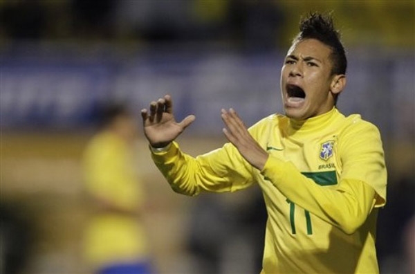 新疆阿图什杯11月15日开幕，艾菲尔丁担任喀什库克兰队主教练（新疆阿图什杯11月15日打响，艾菲尔丁出任喀什库克兰主帅）