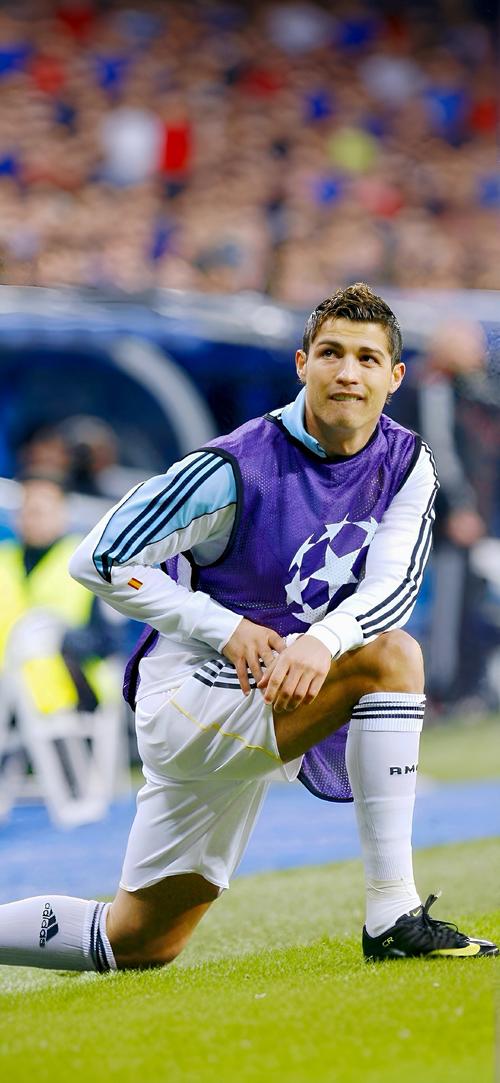 交流学习，乌兹别克斯坦U22拜访成都足协温江基地（乌兹别克斯坦U22做客成都足协温江基地开展交流学习）