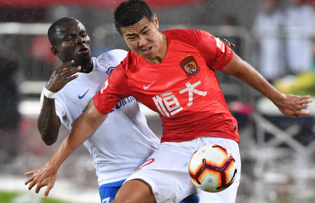 意媒：比萨PK帕尔马既是6分战，更是“重量级”中锋对决（意媒：比萨战帕尔马，这不仅是6分卡位战，还是重量级中锋巅峰对决）