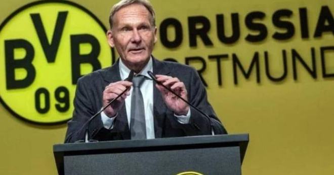 意媒：国米将贝尔纳韦视为未来中场引援人选，已派球探考察