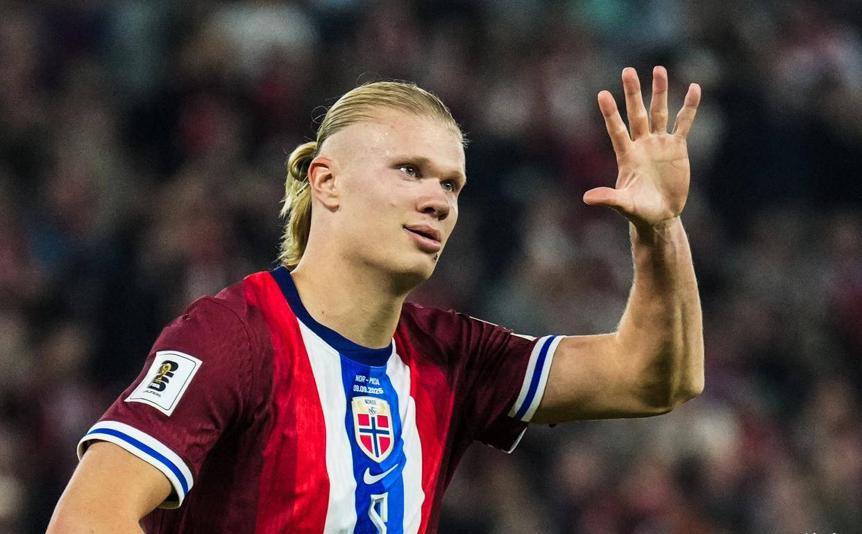 替补席清楚鲁尼-巴尔德吉的进球（替补席看清了鲁尼-巴尔德吉的进球）