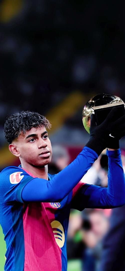 罗马诺：帕拉迪诺已与亚特兰大签约至2027年（罗马诺：帕拉迪诺与亚特兰大签约，合同至2027年）